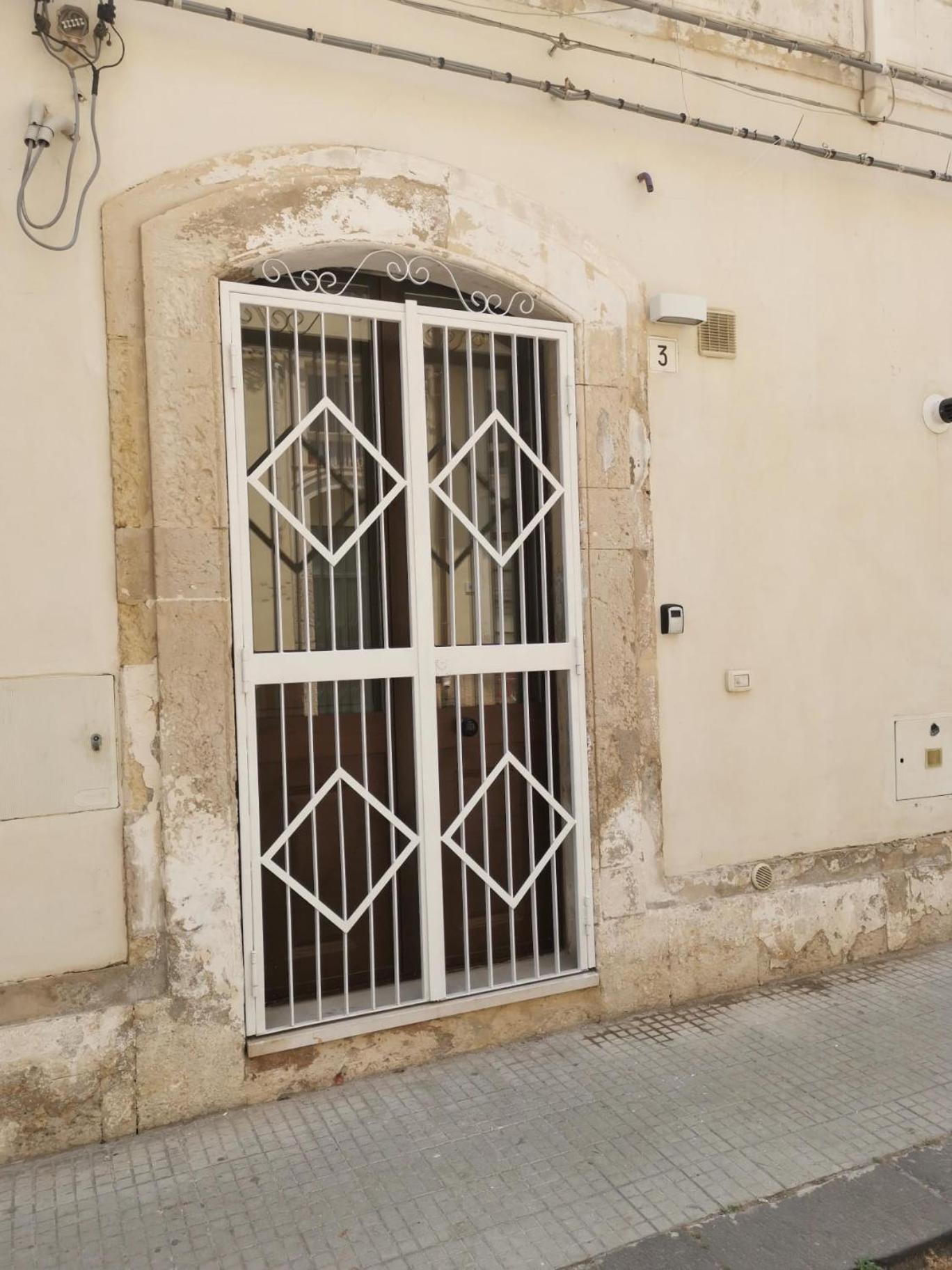 シラクーサ Sykia Houseヴィラ エクステリア 写真